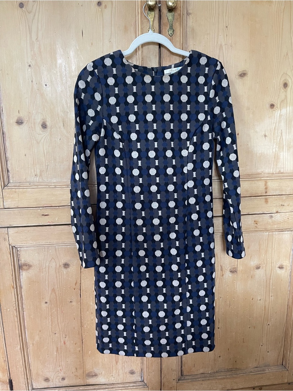 Bowden Classic Navy and Gray Geometric Long-Sleeve Dress size 4.